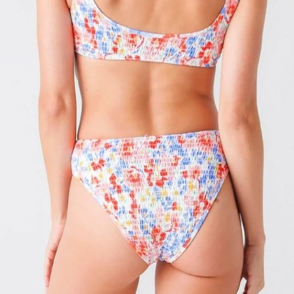 L*SPACE ✨ NWT SCRUNCH HIGH WAIST BOTTOMS - Picture 5 of 13